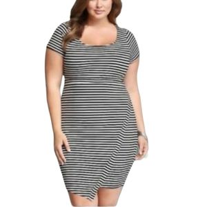 Torrid Bodycon Stripped mini envelope dress